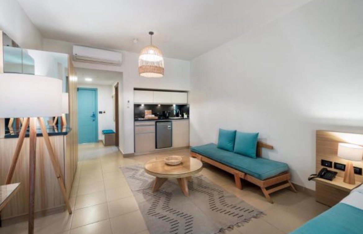 Seating area and kitchenette in a Hurghada holiday studio